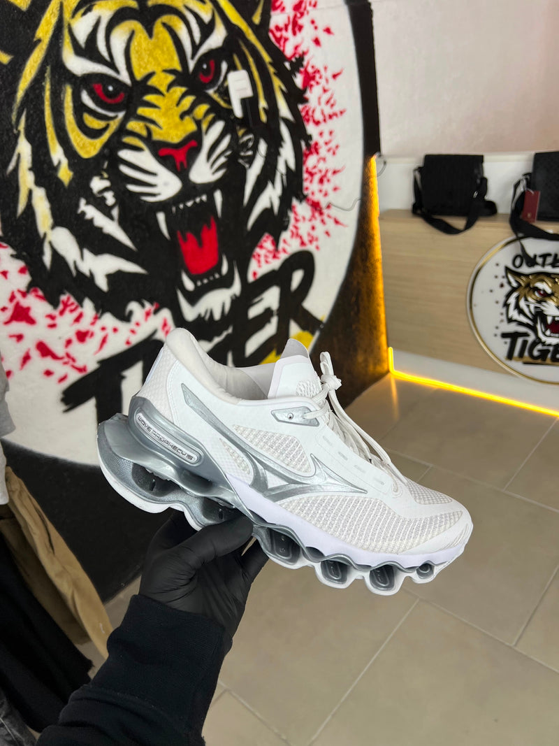 Mizuno Pro 15